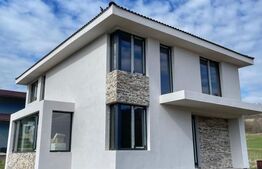 Casa individuală semifinisată, 125 mp utili, 700 mp teren, Corpadea