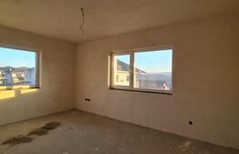 Duplex 110 mp utili, 300 mp teren, orientare sudică, Dezmir