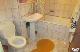 3 camere, 67 mp, decomandat, parcare, zona strazii Alexandru Vlahuta!