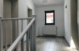 Casa 4 camere, pe doua niveluri, gradina si terasa, in Sanpetru