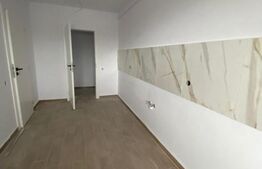 Apartament 2 camere decomandate, nemobilat, 60 mp, parcare, zona Eroilor