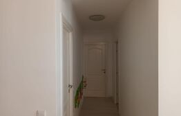 Apartament cu 3 camere, semi-decomandat, 62 mp, zona Eroilor