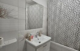 Apartament cu 3 camere, semi-decomandat, 62 mp, zona Eroilor