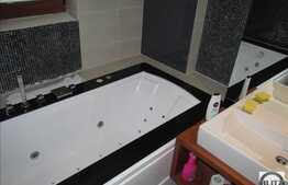 3 camere, 135 mp, etaj intermediar, parcare, boxa, zona Grand Hotel Italia!