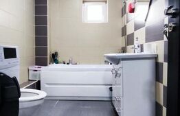 Apartament 2 camere decomandate, parcare, zona Razoare