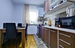Apartament 2 camere decomandate, parcare, zona Razoare
