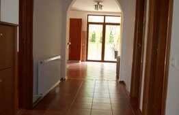 3 camere, 90 mp, parcare, terasa 20 mp, zona exclusivista