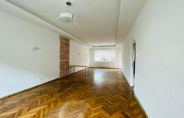 Cladire de birouri P+1, 300 mp utili, curte, zona Centrala