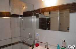 De vanzare apartament 3 camere, 78 mp, zona Oncos