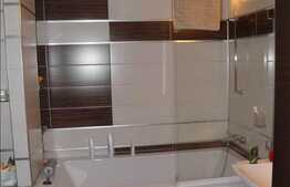 De vanzare apartament 3 camere, 78 mp, zona Oncos