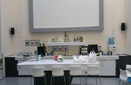 Cladire de birouri, Ultracentral