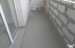 2 camere, 50 mp utili, 3 balcoane, finisat, etaj intermediar! Zona Eroilor!