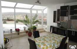 Apartament 3 camere, 97 mp, terasa 200 mp, finisat si mobilat modern!