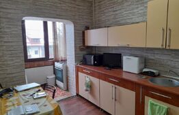 Apartament 3 camere, decomandat, 73mp, zona Predeal