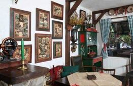 Casa de 6 camere, 320 mp, teren 700 mp, zona Bran