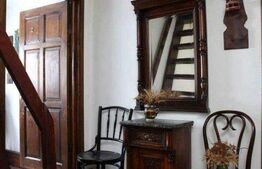 Casa de 6 camere, 320 mp, teren 700 mp, zona Bran