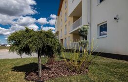 Apartament 3 camere, bloc tip vila P + 2, Sanpetru