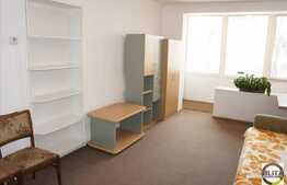 Inchiriere apartament cu 2 camere, decomandat, 58 mp in zona Iulius Mall