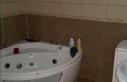 Vanzare apartament 3 camere, 60 mp, etaj intermediar, zona strazii Rasaritului