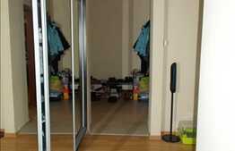 3 camere, 79,80 mp, boxa subsol, decomandat, complet mobilat, zona Roata