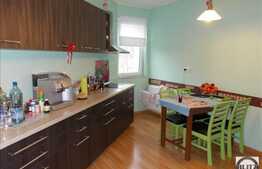 3 camere, 79,80 mp, boxa subsol, decomandat, complet mobilat, zona Roata