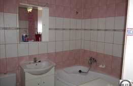 Apartament cu 1 camera, 34 mp, balcon de 8 mp, parcare cu CF! Zona Florilor!