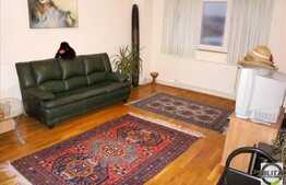 3 camere, 92 mp, mobilat modern, semidecomandat, zona Piata Cipariu