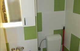 4 camere, 87 mp, etaj intermediar, decomandat, 2 bai, 2 boxe la subsol!