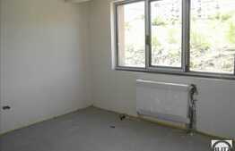 Vanzare 3 camere, 75.3 mp, balcon, semifinisat!