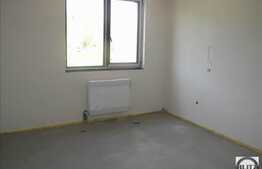 3 camere, 71.58 mp, semifinisat! Etaj intermediar!