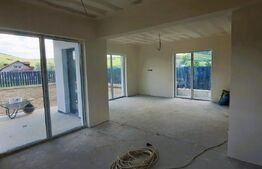 🌟 Casă cuplată într-o oază de confort și liniște din Dezmir! 🌟