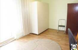 Inchiriere 4 camere, decomandat, 70 mp utili, zona Aurel Vlaicu