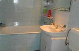 3 camere, 70 mp, decomandat, zona strazii Parang