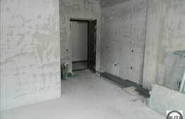De vanzare 1 camera, 27 mp, zona Polus! Optional parcare! Finalizat in 2016!