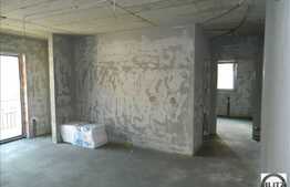 Apartament cu 3 camere, decomandat, se ofera finisat, zona Iulius Mall