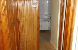 De vanzare apartament cu 3 camere, 66 mp, boxa subsol, zona Kaufland