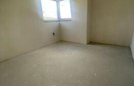 Casa individuala de vanzare , P + E , 108 mp , 500 teren, zona de case ! 