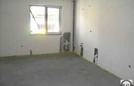 3 camere, 56.55 mp, balcon, semifinisat!