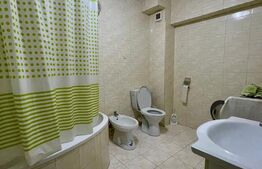 Aparament cu 3 camere, 85 mp, parcare, zona Florilor