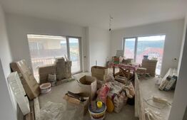 Apartament cu 2 camere, orientare Sud zona Regal 