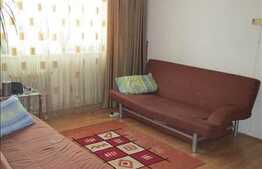 De vanzare apartament cu 3 camere, 64 mp, parcare, zona Profi