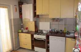 De vanzare apartament cu 3 camere, 64 mp, parcare, zona Profi