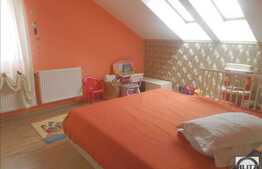 Vanzare mansarda cu 2 camere, 65 mp utili, zona strazii Eroilor!