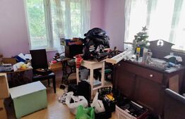 Casă renovabilă de 127 mp, cu 2100 mp teren, localizată central în Luna de Sus