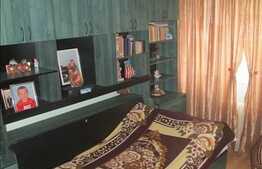 De vanzare apartament 3 camere, 64 mp, parcare, zona Piata Flora