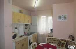 De vanzare apartament 3 camere, 64 mp, parcare, zona Piata Flora