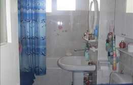 De vanzare apartament 3 camere, 64 mp, parcare, zona Piata Flora