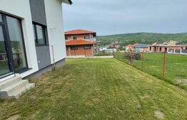 Duplex cu priveliste spre padure, 120 m2 utili , 380 m2 teren,Chinteni