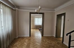 Casa individuala, renovata recent, 105 mp utili, parcare, zona Andrei Muresanu