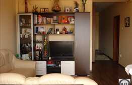 2 camere, 54 mp, imobil nou, etaj intermediar, zona strazii Trifoiului